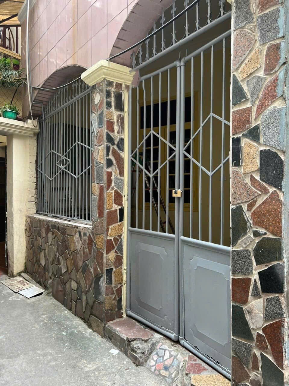 Cho thuê NR 3PN, 2WC, 50m2 tại Đê La Thành, Đống Đa, Hà Nội, giá 10 triệu VND - Ảnh chính